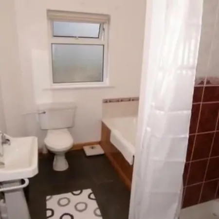 Three Bedroom * Port